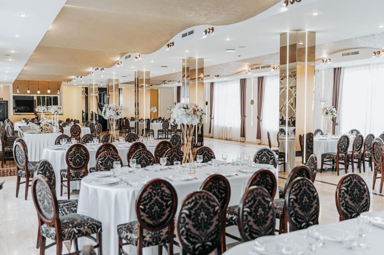 Hotel Bliss 锡比乌 外观 照片
