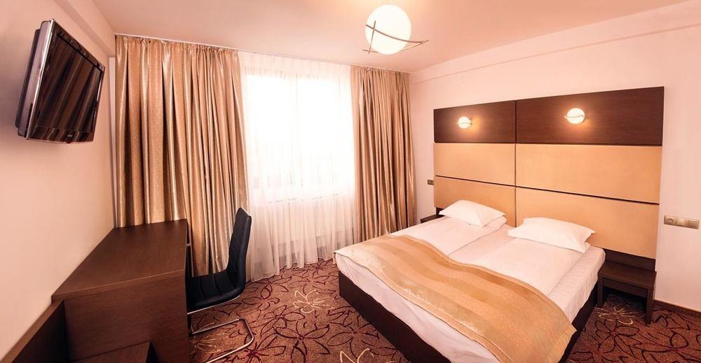 Hotel Bliss 锡比乌 外观 照片